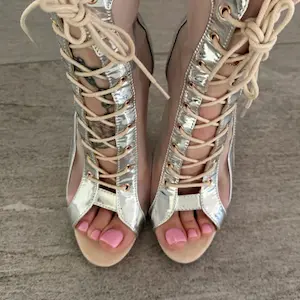 Fussgöttin Lady Samantha in Zürich